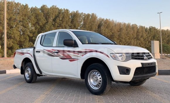 Ra Imported Mitsubishi L200 funfun Ọkọ̀ in Import - Dubai ni Ashanti Ra Imported Mitsubishi L200 funfun Ọkọ̀ in Import - Dubai ni Ashanti
