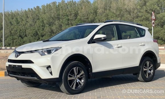Ra Imported Toyota 4Runner funfun Ọkọ̀ in Import - Dubai ni Ashanti Ra Imported Toyota 4Runner funfun Ọkọ̀ in Import - Dubai ni Ashanti