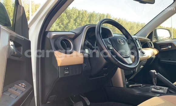 Ra Imported Toyota 4Runner funfun Ọkọ̀ in Import - Dubai ni Ashanti Ra Imported Toyota 4Runner funfun Ọkọ̀ in Import - Dubai ni Ashanti