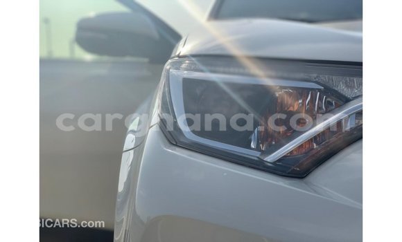 Ra Imported Toyota 4Runner funfun Ọkọ̀ in Import - Dubai ni Ashanti Ra Imported Toyota 4Runner funfun Ọkọ̀ in Import - Dubai ni Ashanti