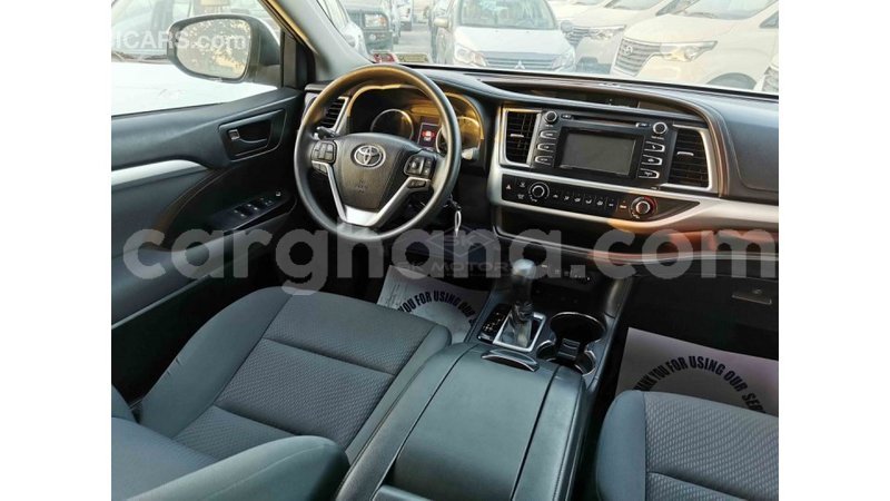 Big with watermark toyota highlander ashanti import dubai 33677