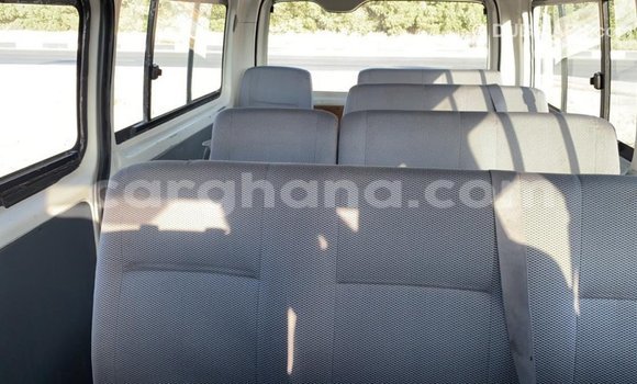 Buy Import Toyota Hiace White Car in Import - Dubai in Ashanti Buy Import Toyota Hiace White Car in Import - Dubai in Ashanti