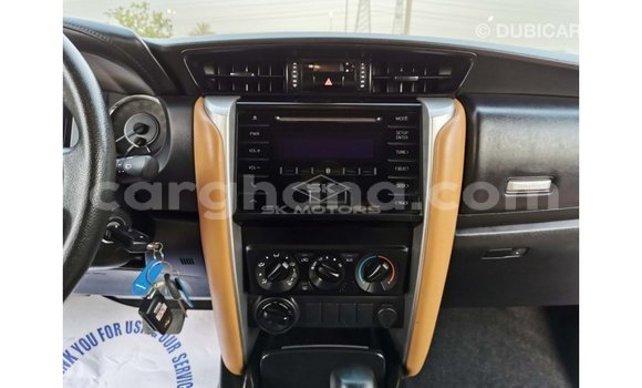 Sayi Imported Toyota Fortuner White Mota in Import - Dubai a Ashanti Sayi Imported Toyota Fortuner White Mota in Import - Dubai a Ashanti