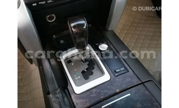 Sayi Imported Toyota Land Cruiser White Mota in Import - Dubai a Ashanti Sayi Imported Toyota Land Cruiser White Mota in Import - Dubai a Ashanti