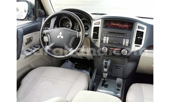 Ra Imported Mitsubishi Pajero funfun Ọkọ̀ in Import - Dubai ni Ashanti Ra Imported Mitsubishi Pajero funfun Ọkọ̀ in Import - Dubai ni Ashanti