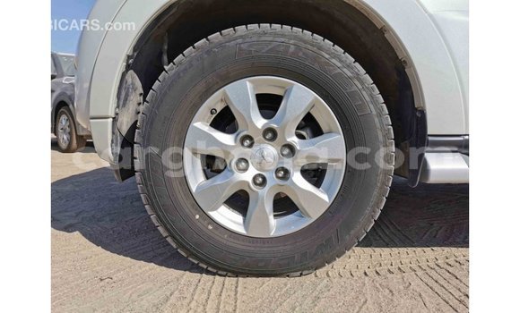 Sayi Imported Mitsubishi Pajero White Mota in Import - Dubai a Ashanti Sayi Imported Mitsubishi Pajero White Mota in Import - Dubai a Ashanti