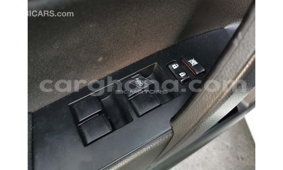 Ra Imported Toyota Corolla funfun Ọkọ̀ in Import - Dubai ni Ashanti Ra Imported Toyota Corolla funfun Ọkọ̀ in Import - Dubai ni Ashanti