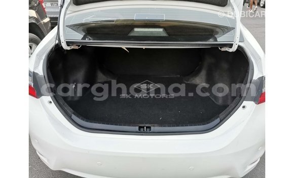 Ra Imported Toyota Corolla funfun Ọkọ̀ in Import - Dubai ni Ashanti Ra Imported Toyota Corolla funfun Ọkọ̀ in Import - Dubai ni Ashanti