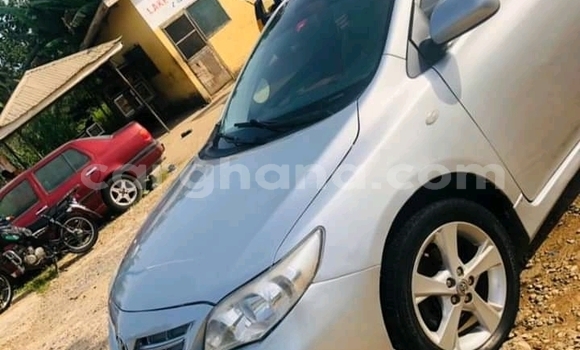 Ra Àlòkù Toyota Corolla Miiran Ọkọ̀ in Accra ni Greater Accra Ra Àlòkù Toyota Corolla Miiran Ọkọ̀ in Accra ni Greater Accra