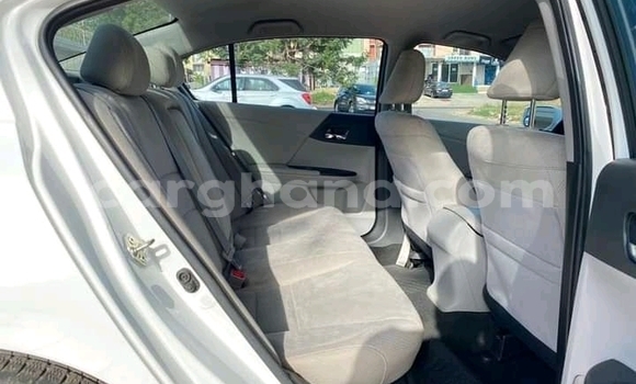 Buy Used Honda Accord White Car in Accra in Greater Accra Buy Used Honda Accord White Car in Accra in Greater Accra
