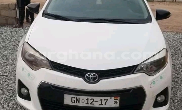 Sayi Na hannu Toyota Corolla White Mota in Accra a Greater Accra Sayi Na hannu Toyota Corolla White Mota in Accra a Greater Accra
