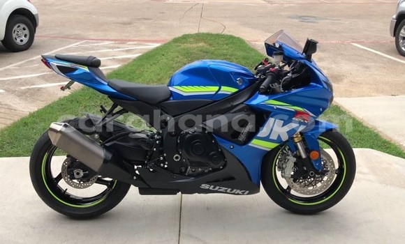 Sayi Na hannu Suzuki GSX–R Blue Motsi in Accra a Greater Accra