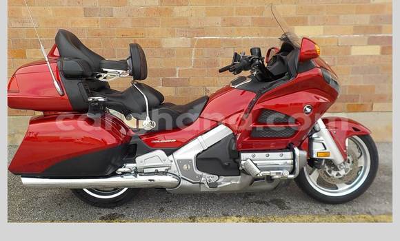 Ra Àlòkù Honda GOLD WING Red Mọto in Accra ni Greater Accra