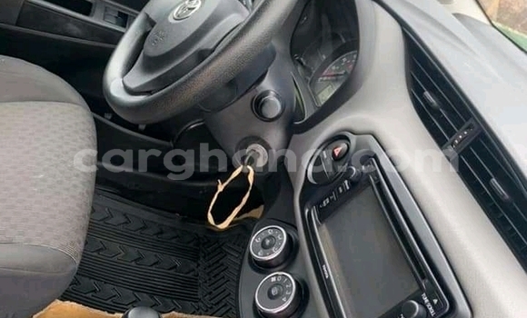 Buy Used Toyota Yaris White Car in Accra in Greater Accra Buy Used Toyota Yaris White Car in Accra in Greater Accra