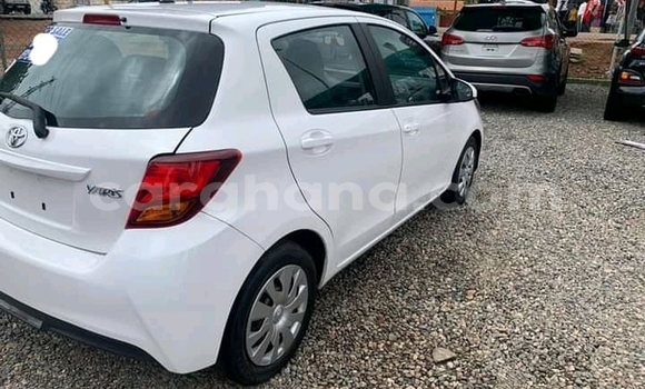 Buy Used Toyota Yaris White Car in Accra in Greater Accra Buy Used Toyota Yaris White Car in Accra in Greater Accra