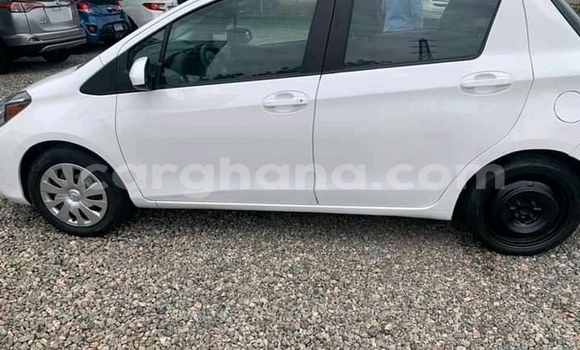 Buy Used Toyota Yaris White Car in Accra in Greater Accra Buy Used Toyota Yaris White Car in Accra in Greater Accra