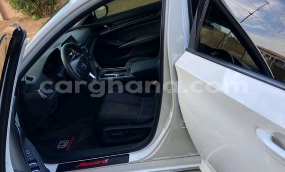 Buy Used Honda Accord White Car in Accra in Greater Accra Buy Used Honda Accord White Car in Accra in Greater Accra
