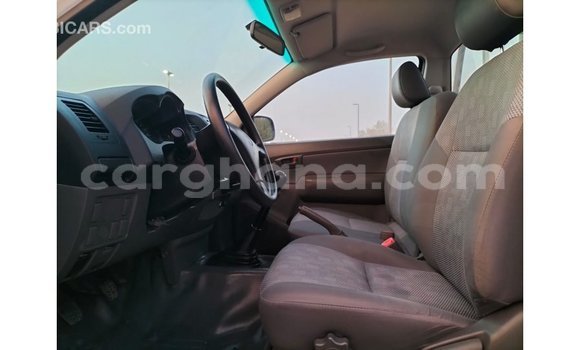 Ra Imported Toyota Hilux funfun Ọkọ̀ in Import - Dubai ni Ashanti Ra Imported Toyota Hilux funfun Ọkọ̀ in Import - Dubai ni Ashanti