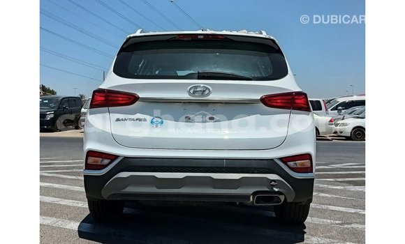 Buy Import Hyundai Santa Fe White Car in Import - Dubai in Ashanti Buy Import Hyundai Santa Fe White Car in Import - Dubai in Ashanti