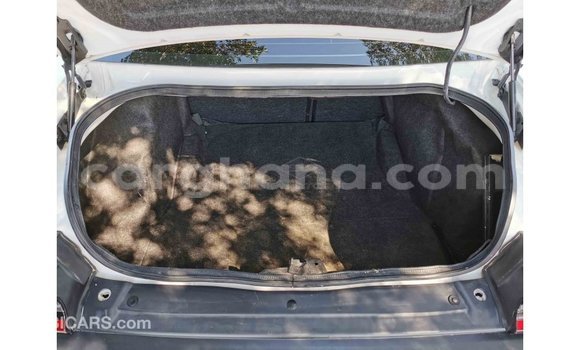 Sayi Imported Dodge Challenger White Mota in Import - Dubai a Ashanti Sayi Imported Dodge Challenger White Mota in Import - Dubai a Ashanti