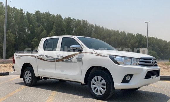 Buy Import Toyota Hilux White Car in Import - Dubai in Ashanti Buy Import Toyota Hilux White Car in Import - Dubai in Ashanti