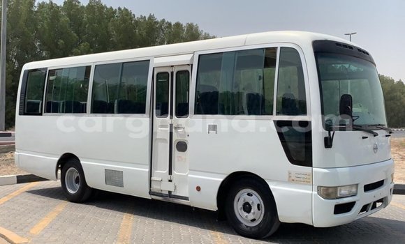 Buy Import Nissan Evalia White Truck in Import - Dubai in Ashanti