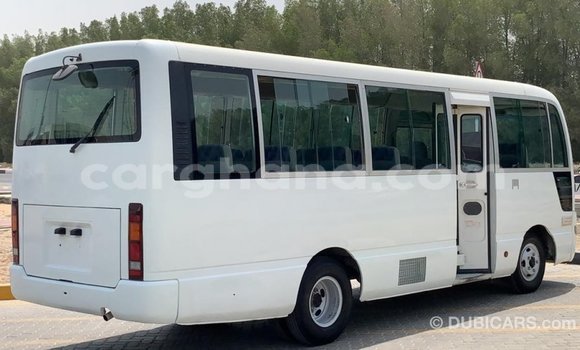 Sayi Imported Nissan Evalia White Babbar mota in Import - Dubai a Ashanti Sayi Imported Nissan Evalia White Babbar mota in Import - Dubai a Ashanti