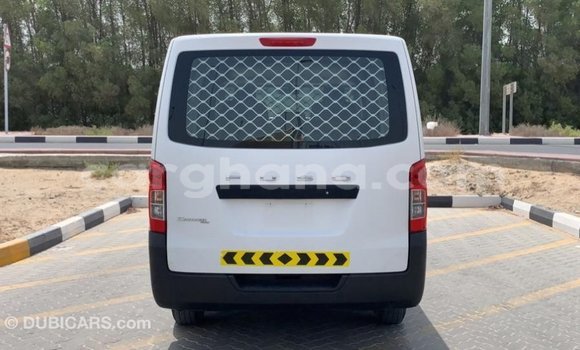 Buy Import Nissan Urvan White Car in Import - Dubai in Ashanti Buy Import Nissan Urvan White Car in Import - Dubai in Ashanti