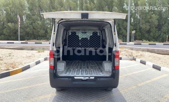 Buy Import Nissan Urvan White Car in Import - Dubai in Ashanti Buy Import Nissan Urvan White Car in Import - Dubai in Ashanti