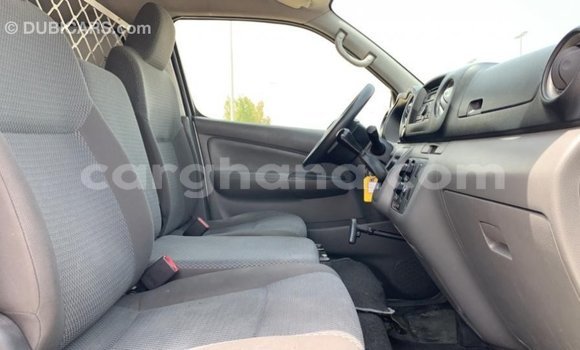Buy Import Nissan Urvan White Car in Import - Dubai in Ashanti Buy Import Nissan Urvan White Car in Import - Dubai in Ashanti