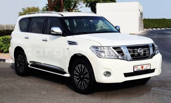 Buy Import Nissan Patrol White Car in Import - Dubai in Ashanti Buy Import Nissan Patrol White Car in Import - Dubai in Ashanti