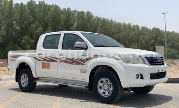 Buy Import Toyota Hilux White Car in Import - Dubai in Ashanti Buy Import Toyota Hilux White Car in Import - Dubai in Ashanti