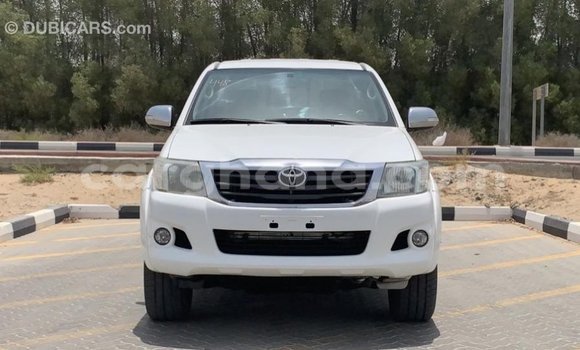Buy Import Toyota Hilux White Car in Import - Dubai in Ashanti Buy Import Toyota Hilux White Car in Import - Dubai in Ashanti