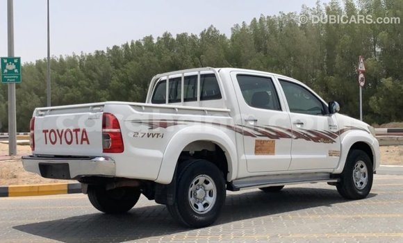 Buy Import Toyota Hilux White Car in Import - Dubai in Ashanti Buy Import Toyota Hilux White Car in Import - Dubai in Ashanti