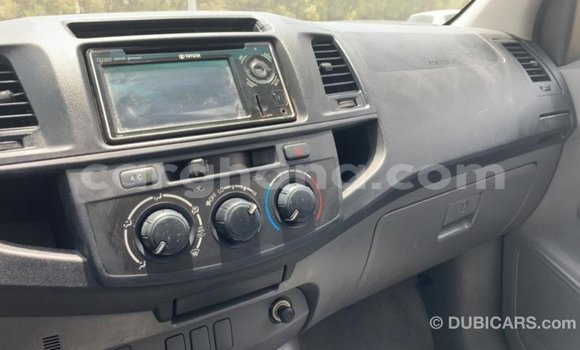 Buy Import Toyota Hilux White Car in Import - Dubai in Ashanti Buy Import Toyota Hilux White Car in Import - Dubai in Ashanti