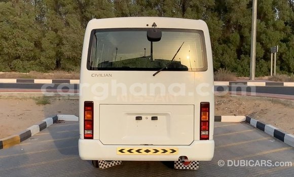 Buy Import Nissan Evalia White Truck in Import - Dubai in Ashanti Buy Import Nissan Evalia White Truck in Import - Dubai in Ashanti