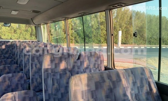 Buy Import Nissan Evalia White Truck in Import - Dubai in Ashanti Buy Import Nissan Evalia White Truck in Import - Dubai in Ashanti