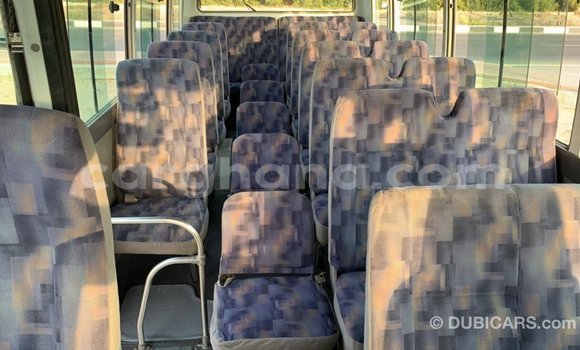 Buy Import Nissan Evalia White Truck in Import - Dubai in Ashanti Buy Import Nissan Evalia White Truck in Import - Dubai in Ashanti