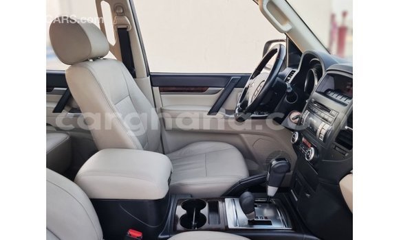 Ra Imported Mitsubishi Pajero funfun Ọkọ̀ in Import - Dubai ni Ashanti Ra Imported Mitsubishi Pajero funfun Ọkọ̀ in Import - Dubai ni Ashanti