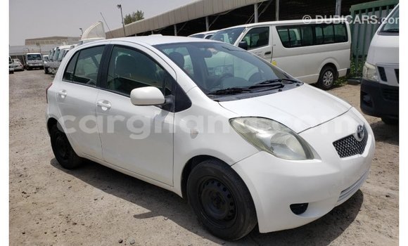 Sayi Imported Toyota Yaris White Mota in Import - Dubai a Ashanti Sayi Imported Toyota Yaris White Mota in Import - Dubai a Ashanti