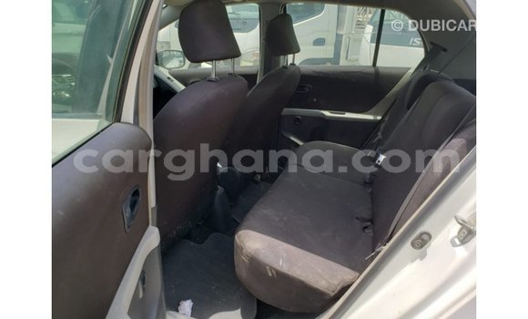 Sayi Imported Toyota Yaris White Mota in Import - Dubai a Ashanti Sayi Imported Toyota Yaris White Mota in Import - Dubai a Ashanti