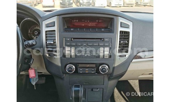 Ra Imported Mitsubishi Pajero funfun Ọkọ̀ in Import - Dubai ni Ashanti Ra Imported Mitsubishi Pajero funfun Ọkọ̀ in Import - Dubai ni Ashanti