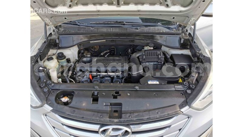 Big with watermark hyundai santa fe ashanti import dubai 33892