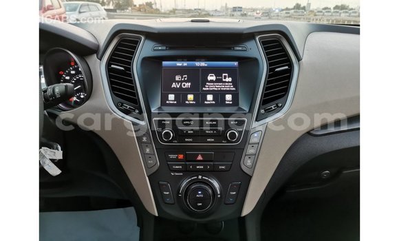 Buy Import Hyundai Santa Fe White Car in Import - Dubai in Ashanti Buy Import Hyundai Santa Fe White Car in Import - Dubai in Ashanti