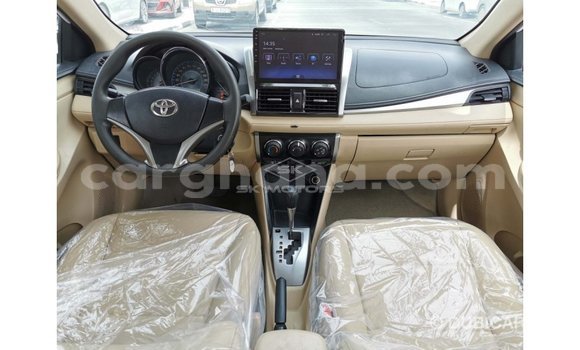 Ra Imported Toyota Yaris funfun Ọkọ̀ in Import - Dubai ni Ashanti Ra Imported Toyota Yaris funfun Ọkọ̀ in Import - Dubai ni Ashanti