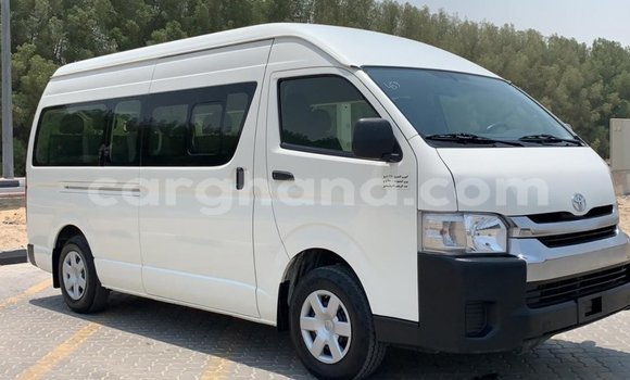 Ra Imported Toyota Hiace funfun Ọkọ̀ in Import - Dubai ni Ashanti Ra Imported Toyota Hiace funfun Ọkọ̀ in Import - Dubai ni Ashanti