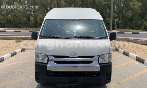 Ra Imported Toyota Hiace funfun Ọkọ̀ in Import - Dubai ni Ashanti Ra Imported Toyota Hiace funfun Ọkọ̀ in Import - Dubai ni Ashanti