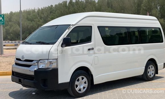 Ra Imported Toyota Hiace funfun Ọkọ̀ in Import - Dubai ni Ashanti Ra Imported Toyota Hiace funfun Ọkọ̀ in Import - Dubai ni Ashanti