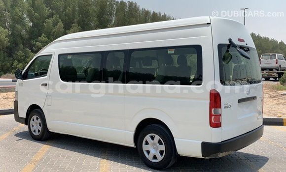 Ra Imported Toyota Hiace funfun Ọkọ̀ in Import - Dubai ni Ashanti Ra Imported Toyota Hiace funfun Ọkọ̀ in Import - Dubai ni Ashanti