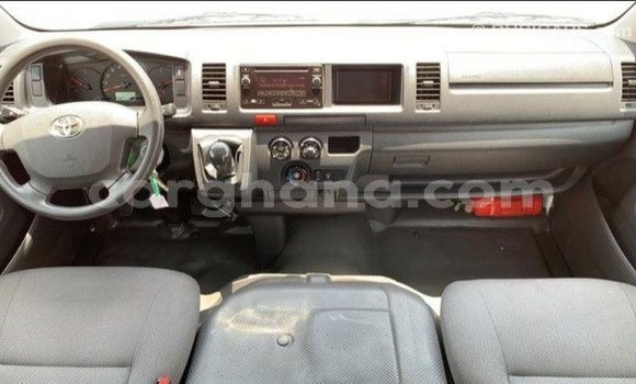 Ra Imported Toyota Hiace funfun Ọkọ̀ in Import - Dubai ni Ashanti Ra Imported Toyota Hiace funfun Ọkọ̀ in Import - Dubai ni Ashanti